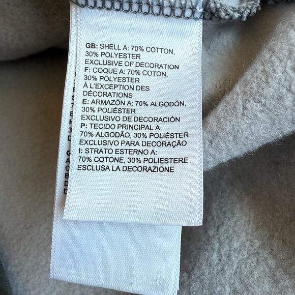 The North Face Girls Grey Leopard Print Camp Fleece Hoodie - Picture 9 of 11